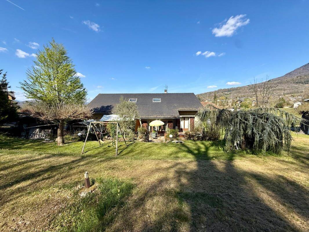 Maison 6 pièces 213 m² · à Mouxy · 213,3 m² · 587 000 €