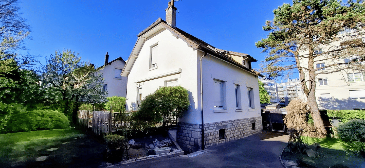 Maison 7 pièces 136 m² · à Besançon · 136 m² · 430 000 €