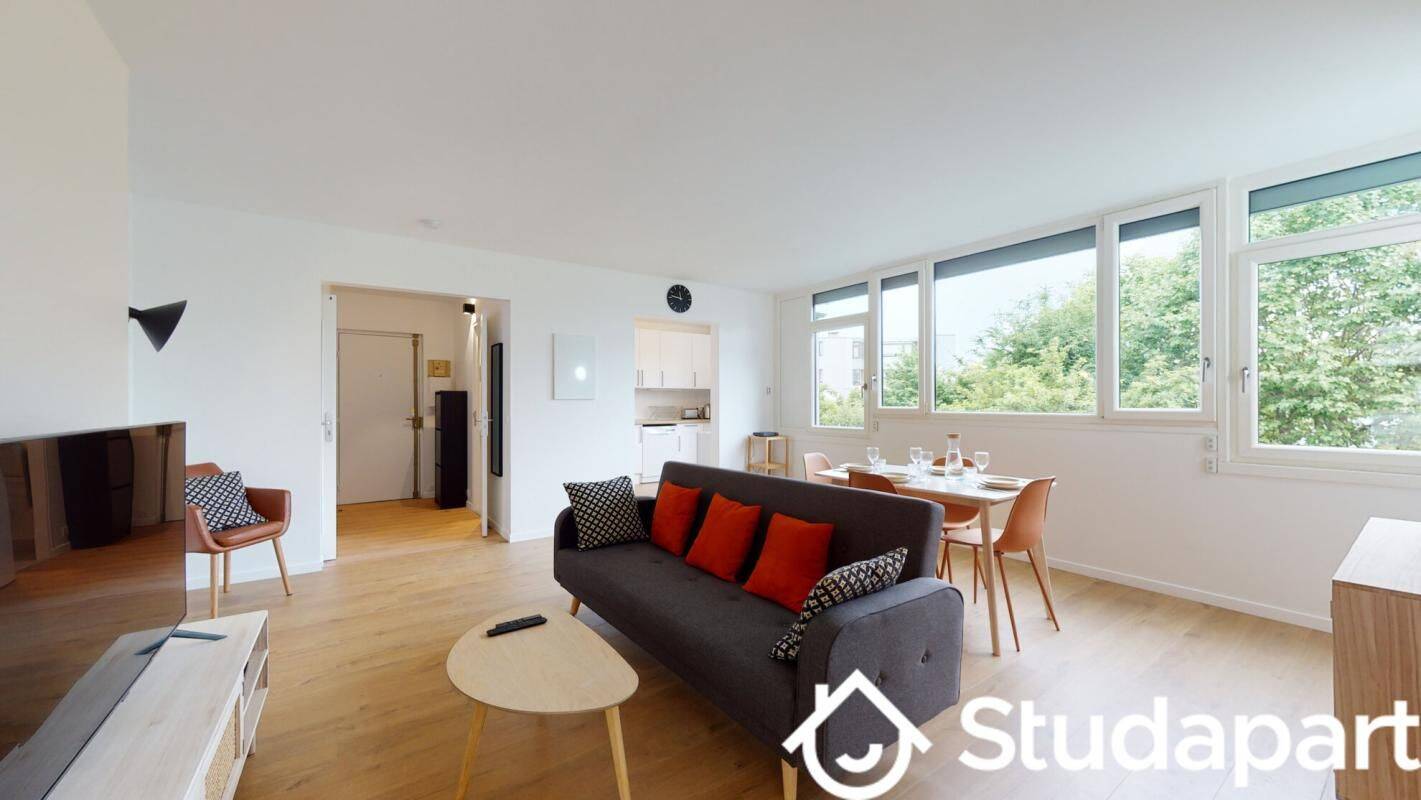 1 pièce 10 m² · à Guyancourt · 10 m² · 765 €