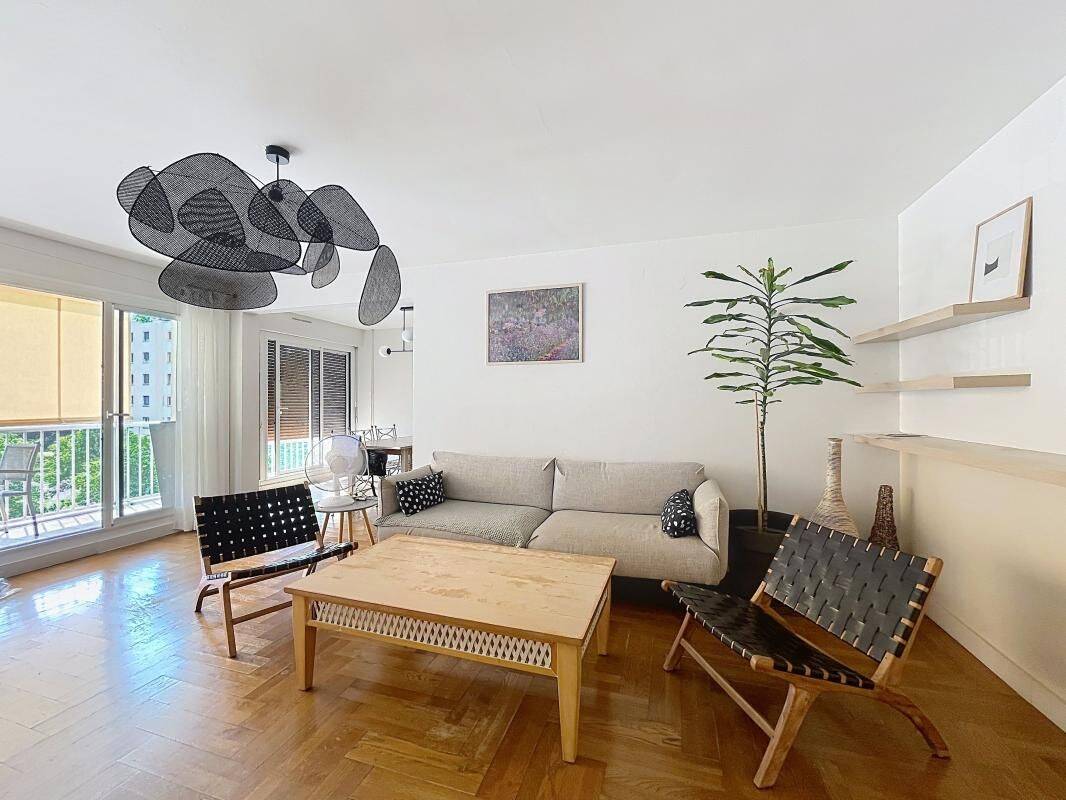 Appartement 4 pièces 105 m² · à Le Grand-Quevilly · 104,5 m² · 1 400 €