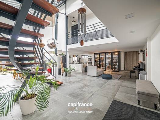 Maison à vendre 658 000 € 8 pièces 5 chambres 257 m² 358 m² de terrain Saint Pavin-Saint Georges Le Mans 72000