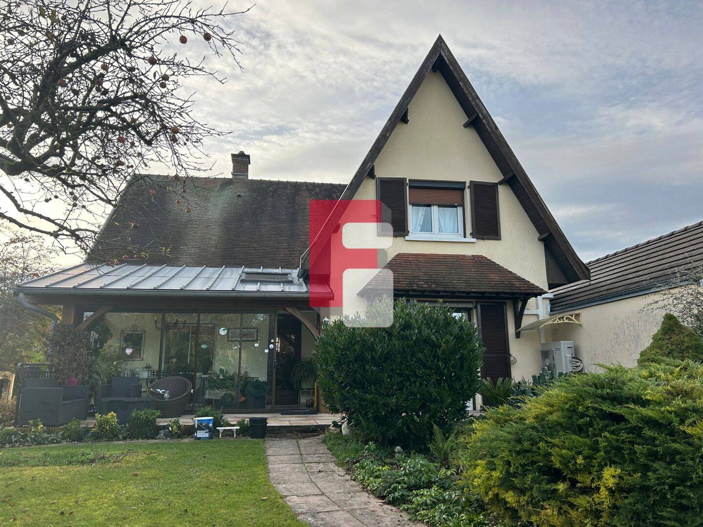 Maison 7 pièces 155 m² · à Bréviandes · 155 m² · 342 000 €