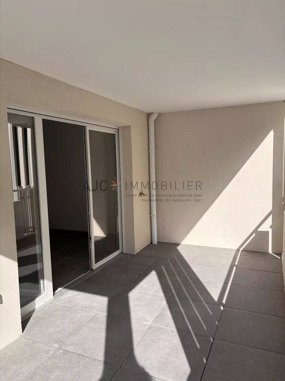 Appartement 2 pièces 41 m² · à Saint-Rémy-de-Provence · 41 m² · 700 €
