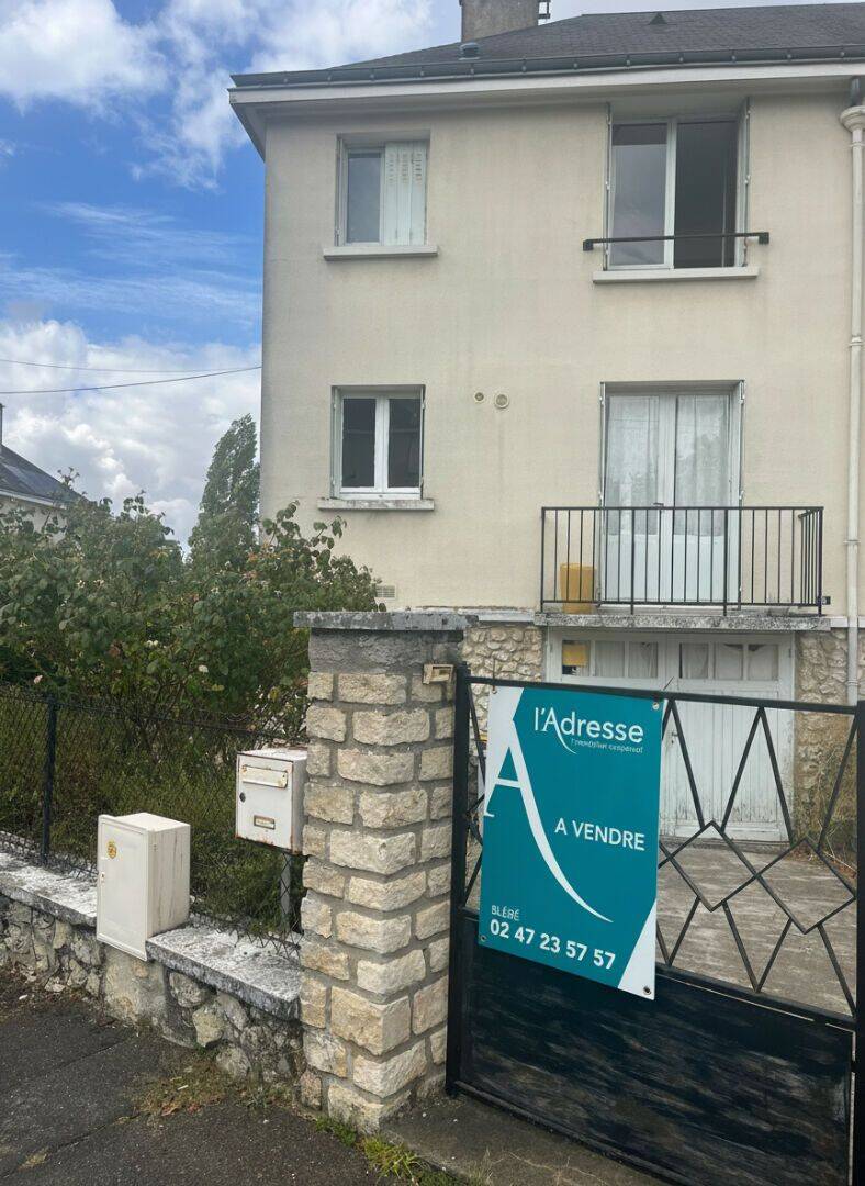 Maison 3 pièces 67 m² · à Amboise · 66,6 m² · 150 000 €