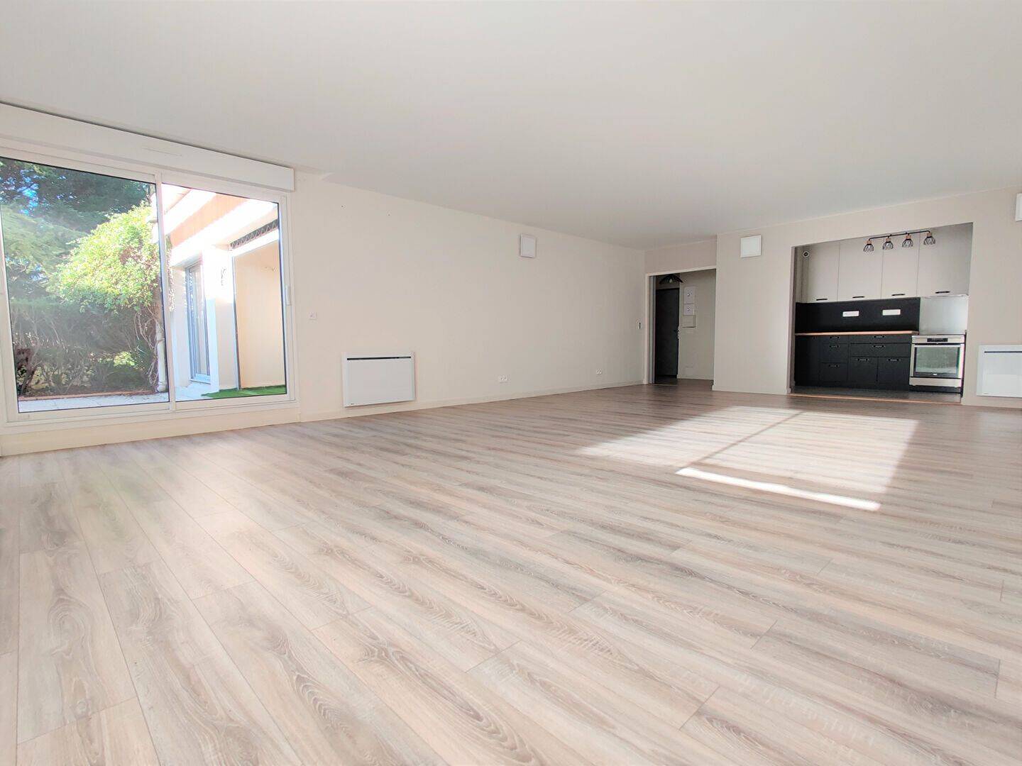 Appartement 4 pièces 107 m² · à Compiègne · 107,3 m² · 1 460 €