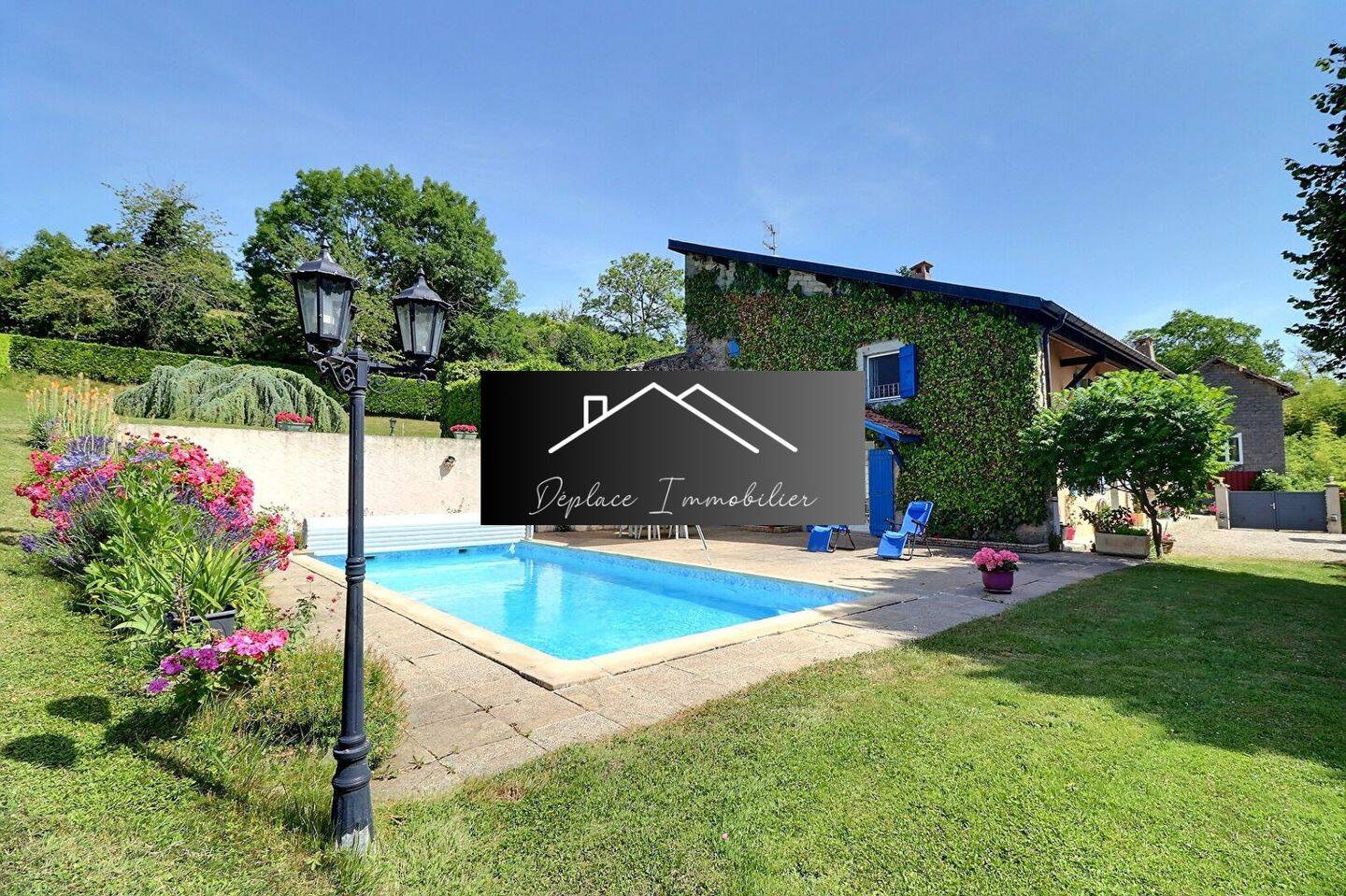 Maison 8 pièces 300 m² · à Ballaison · 300 m² · 799 000 €