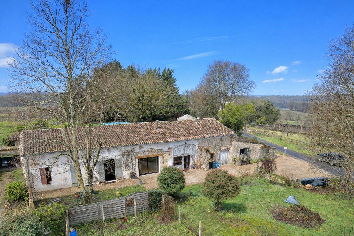 Maison 5 pièces 251 m² · à Montcaret · 251 m² · 262 500 €
