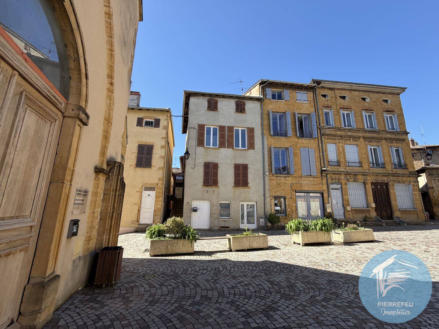 Maison 4 pièces 112 m² · à Val d'Oingt · 112 m² · 229 000 €