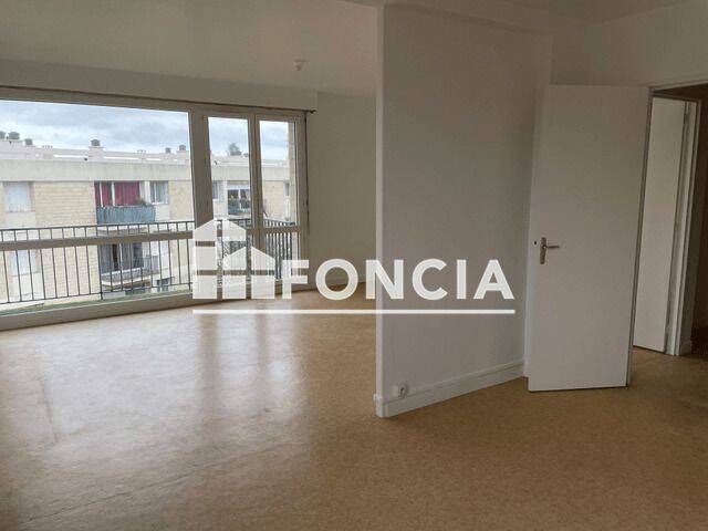 Appartement 4 pièces 87 m² · à Caen · 86,9 m² · 818 €/mois