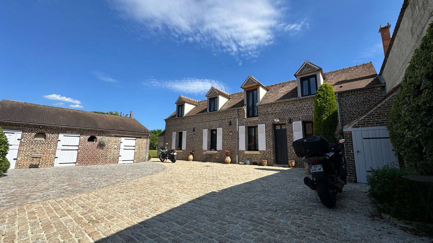 Maison 7 pièces 200 m² · à Le Meux · 200 m² · 644 000 €