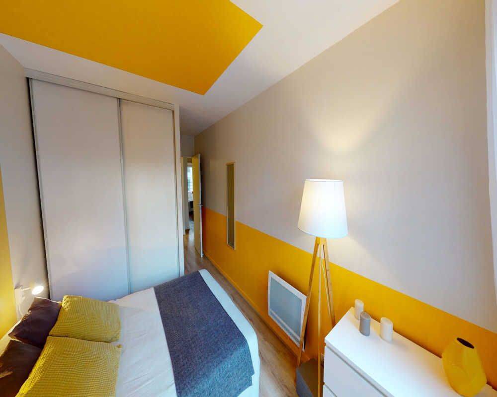 Appartement 4 pièces 90 m² · à Paris 15ème Arrondissement · 90 m² · 1 260 €/mois