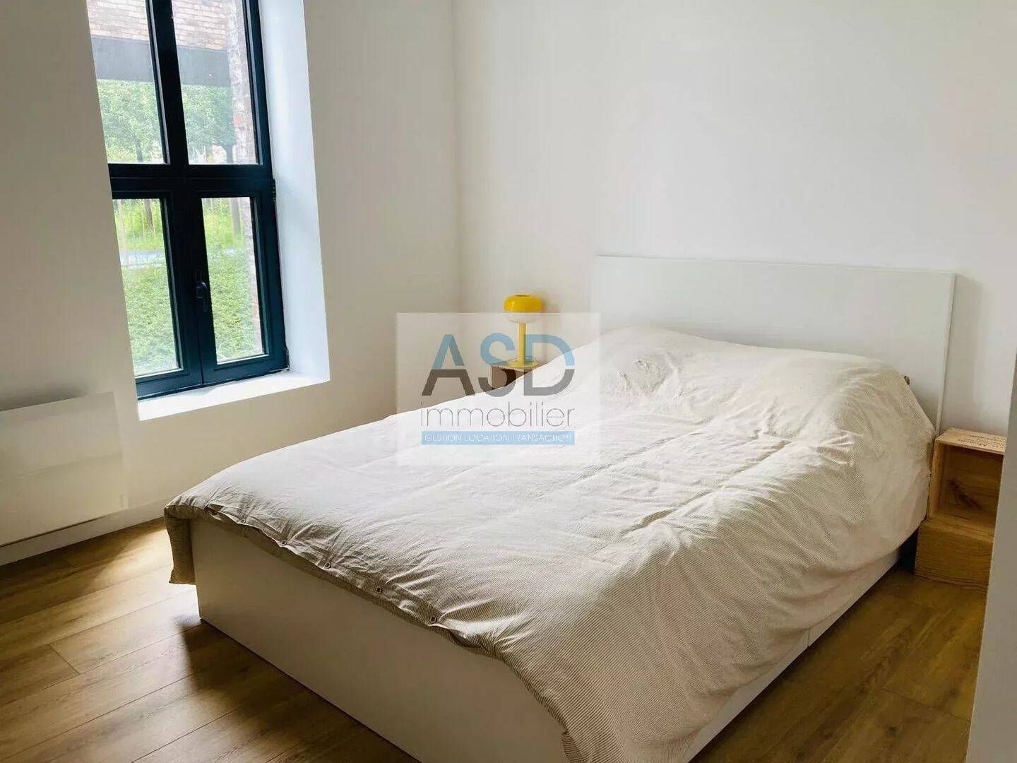 1 pièce 16 m² · à Roubaix · 16 m² · 464 €