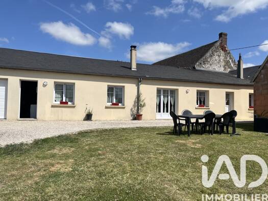 Maison de plain-pied à vendre 210 000 € 5 pièces 3 chambres 98 m² 558 m² de terrain Laversines 60510