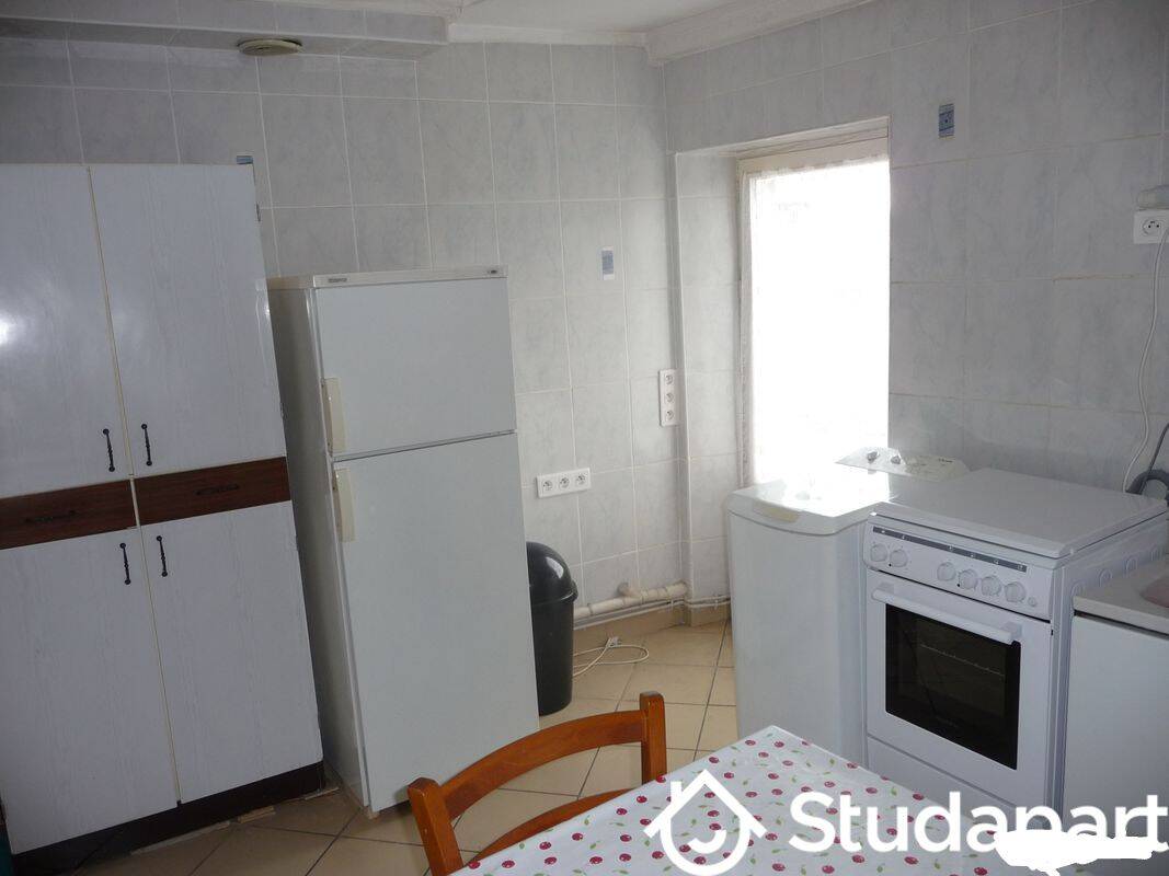 Appartement 3 pièces 25 m² · à Privas · 25 m² · 350 €