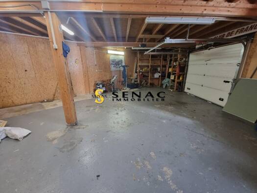 Parking à vendre 230 000 € 145 m² Saint-Leu-la-Forêt 95320