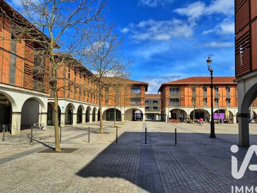 Appartement à vendre 148 000 € 2 pièces 1 chambre 43,4 m² Étage 2/2 Pyrenees-Riviere Plaisance-du-Touch 31830