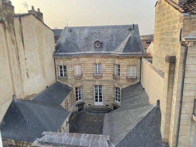 Appartement 1 pièce 35 m² · à Bordeaux · 34,8 m² · 825 €