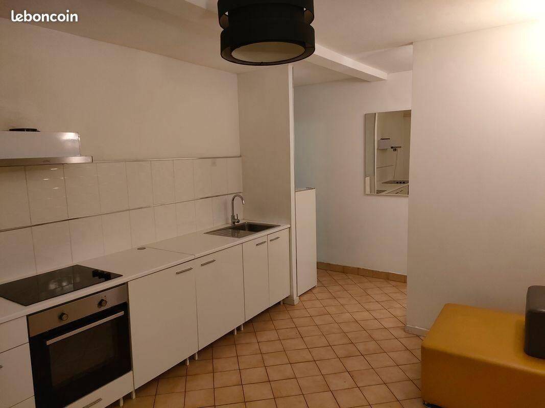 Appartement 2 pièces 33 m² · à Villebon-sur-Yvette · 33 m² · 811 €