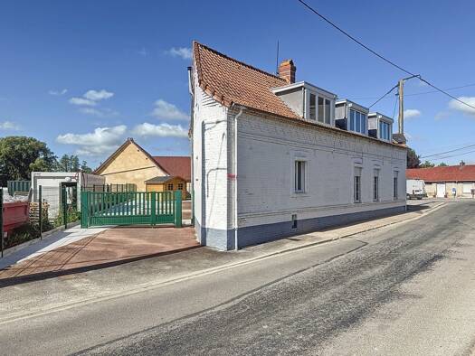 Maison de plain-pied à vendre 187 000 € 6 pièces 4 chambres 179 m² Quesques 62240