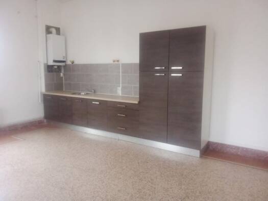 Appartement à louer 670 € 3 pièces 2 chambres 80 m² Étage 1/2 Hérépian 34600