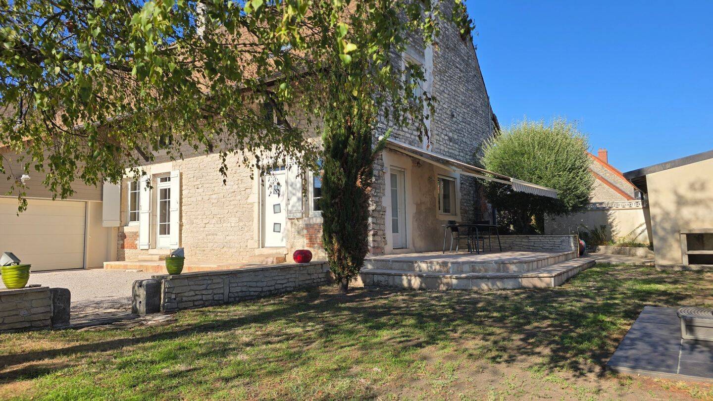 Maison 5 pièces 164 m² · à Chalon-sur-Saône · 164 m² · 325 000 €