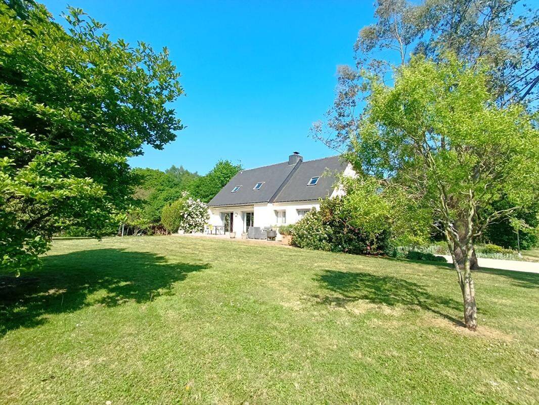 Maison 7 pièces 130 m² · à Le Sourn · 130 m² · 292 000 €