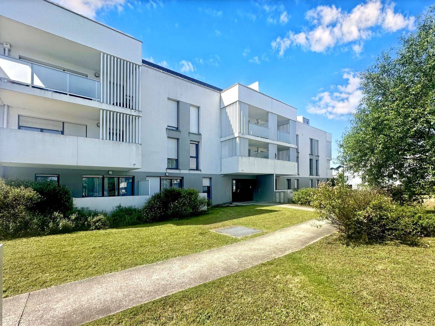 Appartement 2 pièces 48 m² · à Villenave-d'Ornon · 47,7 m² · 224 000 €