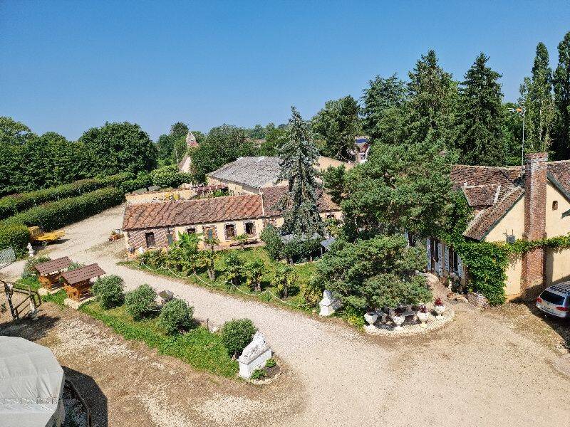 Maison 16 pièces 730 m² · à Sens · 730 m² · 1 295 000 €