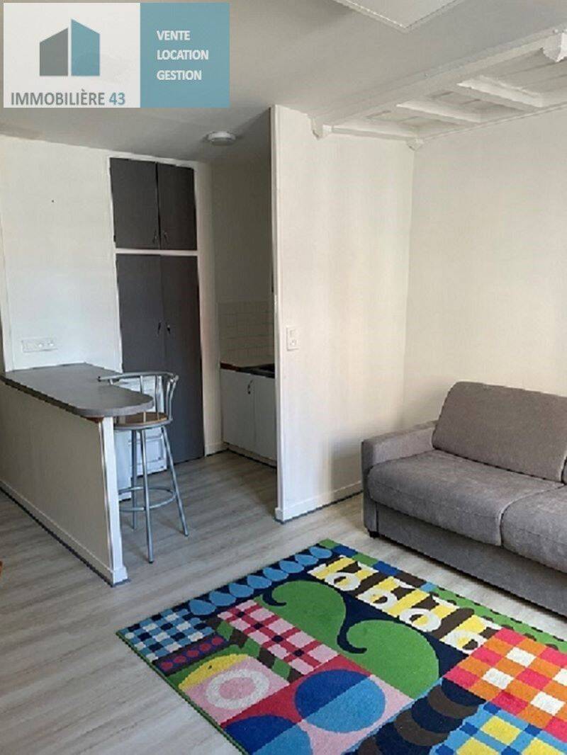 Appartement 1 pièce 21 m² · à Le Puy-en-Velay · 21 m² · 273 €
