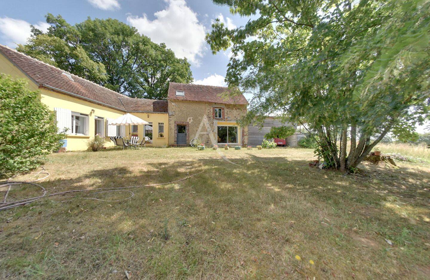 Maison 4 pièces 104 m² · à Fontaines · 104 m² · 182 000 €