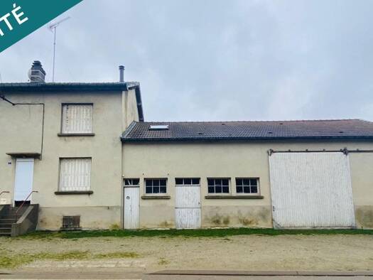 Maison à vendre 85 000 € 8 pièces 4 chambres 134 m² 1 019 m² de terrain Ville-sur-Cousances 55120