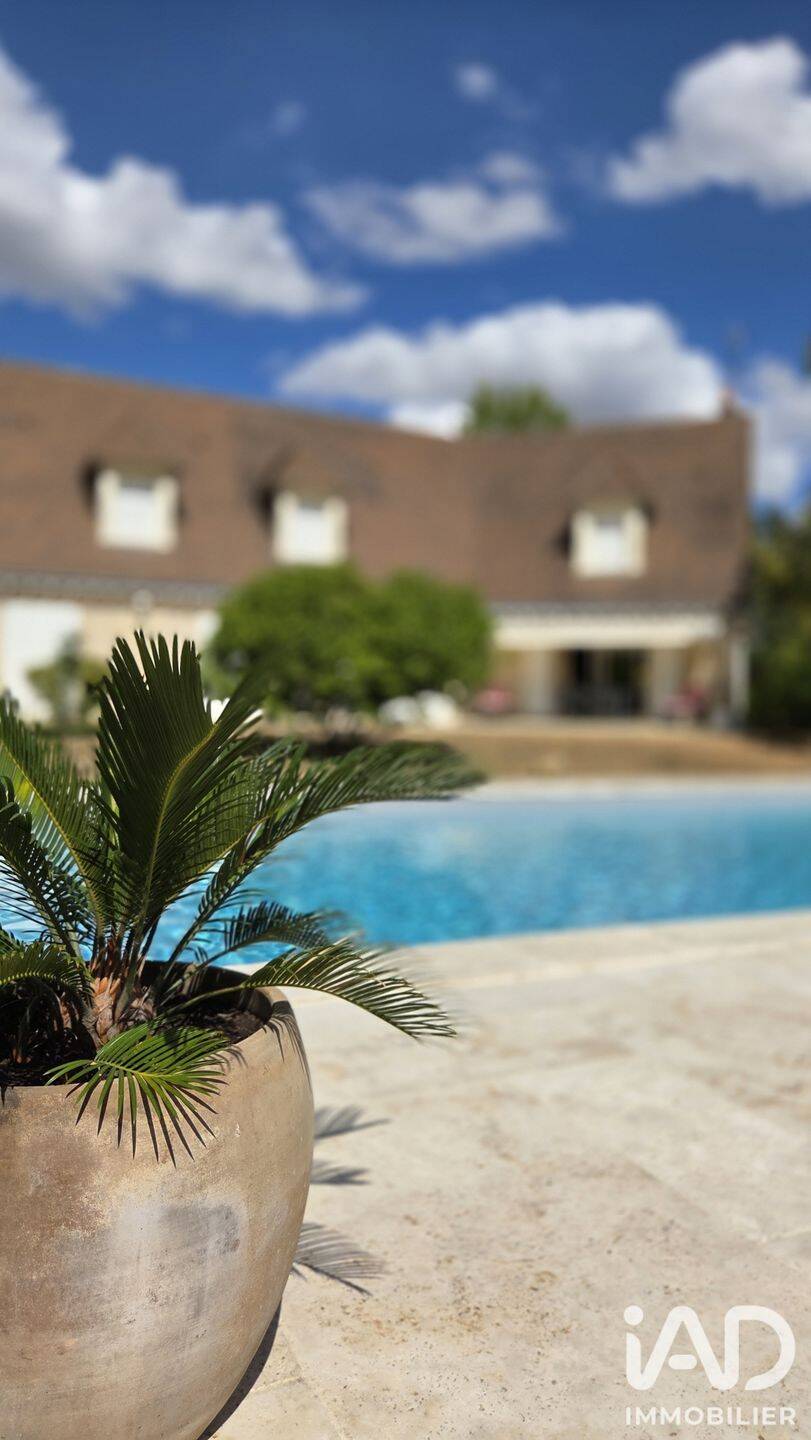 Maison 8 pièces 231 m² · à Chambray-lès-Tours · 231 m² · 712 000 €