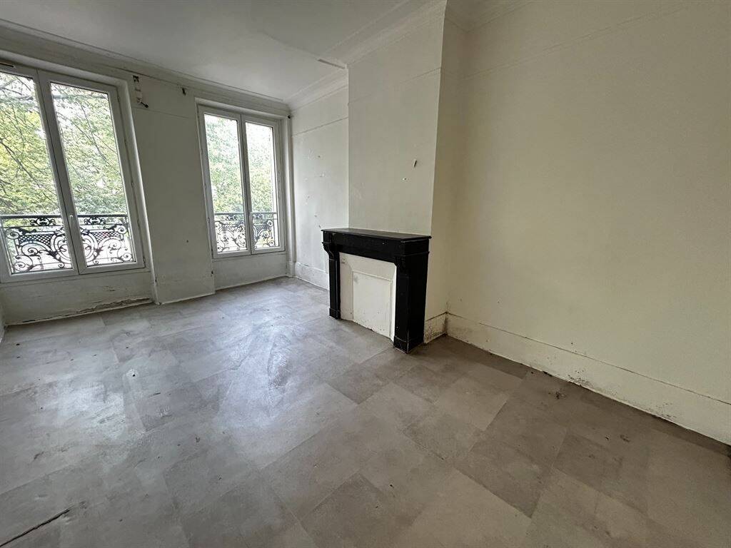 Appartement 2 pièces 43 m² · à Paris 18ème Arrondissement · 43,4 m² · 278 000 €