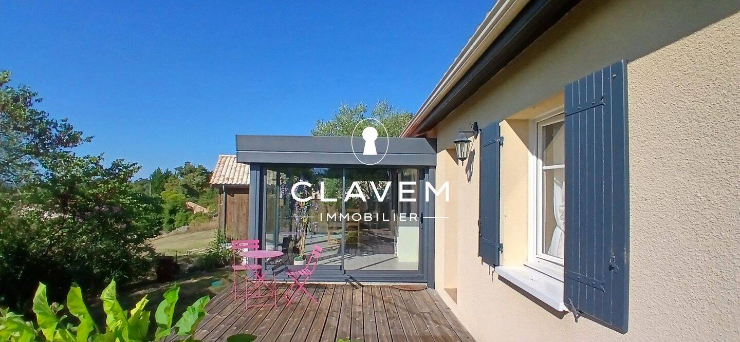 Maison 6 pièces 130 m² · à Saint-Romain-la-Virvée · 130 m² · 270 000 €