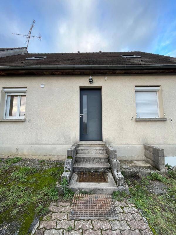 Appartement 1 pièce 23 m² · à Cuise-la-Motte · 22,7 m² · 395 €/mois