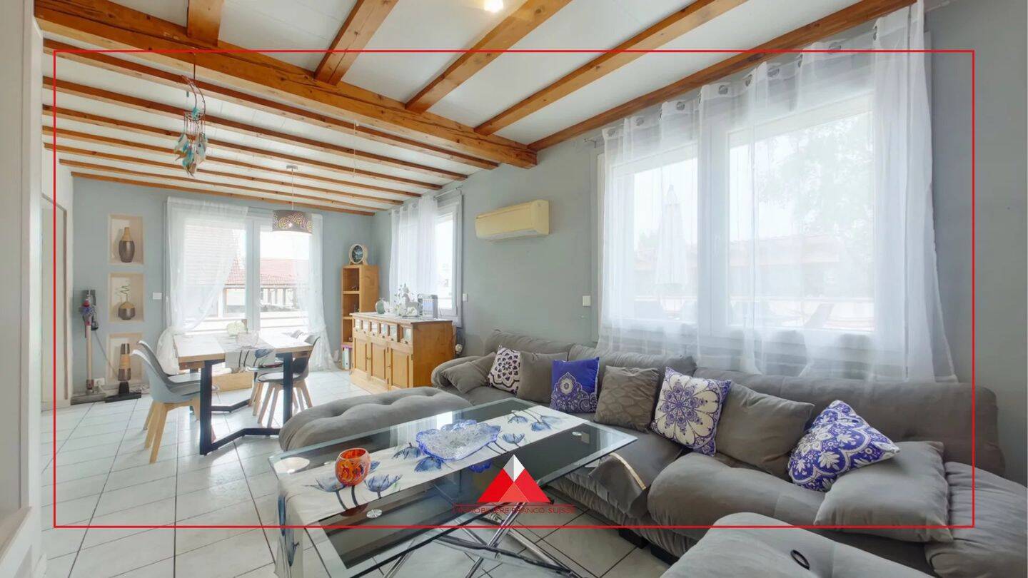 Maison 8 pièces 138 m² · à Frasne · 138,3 m² · 419 000 €