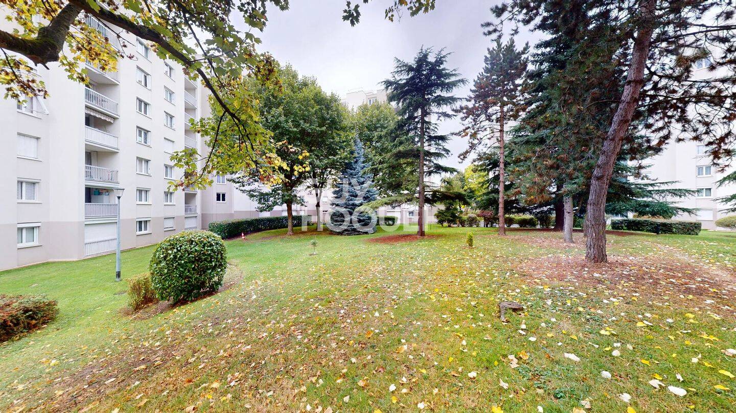 Appartement 5 pièces 105 m² · à Franconville · 104,8 m² · 247 900 €