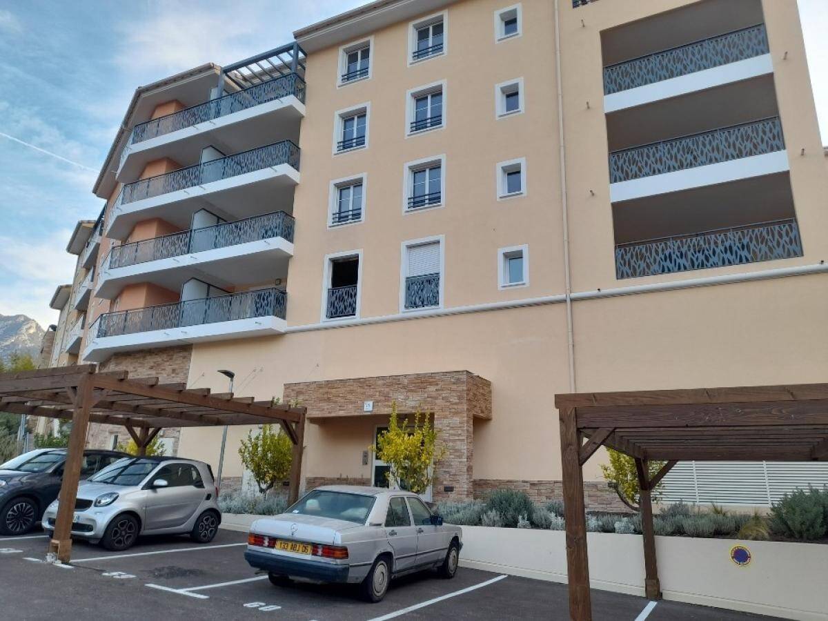 Appartement 3 pièces 64 m² · à Menton · 64 m² · 1 087 €/mois