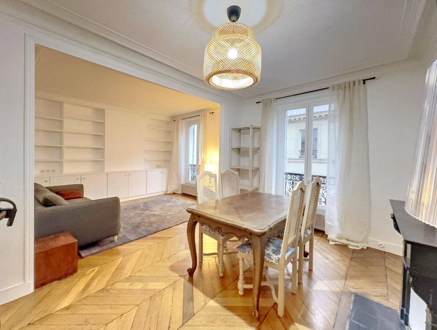 Appartement 2 pièces 52 m² · à Paris 17ème Arrondissement · 52 m² · 1 785 €/mois