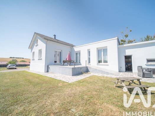 Maison à vendre 305 000 € 5 pièces 3 chambres 104 m² 1 423 m² de terrain Tucquegnieux 54640