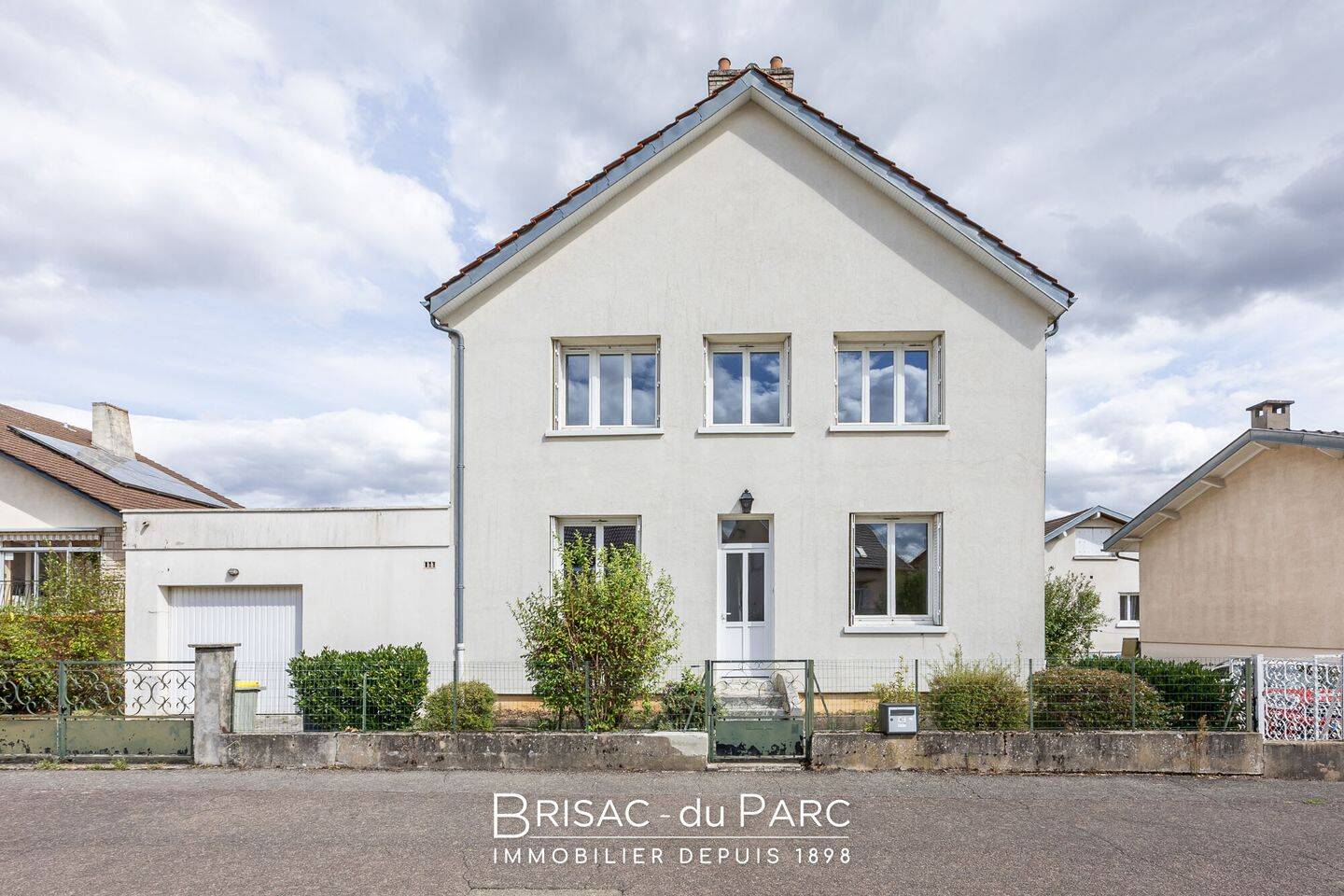 Maison 8 pièces 165 m² · à Fontaine-lès-Dijon · 165 m² · 435 000 €