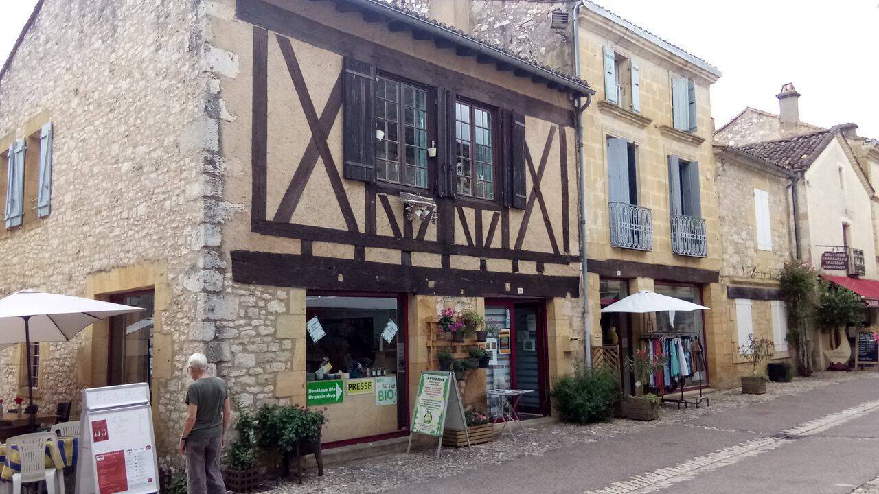 Appartement 4 pièces 101 m² · à Monpazier · 101 m² · 620 €