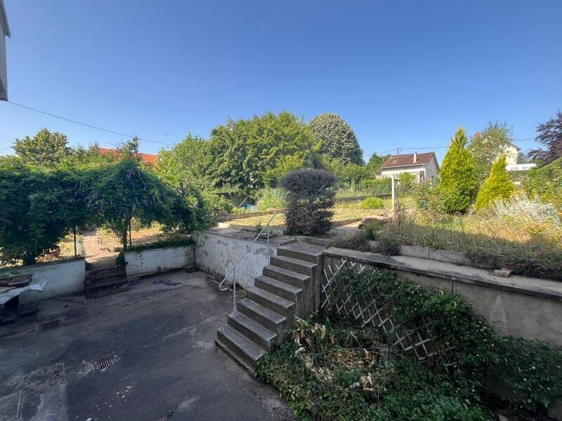 Maison 8 pièces 92 m² · à Montluçon · 92 m² · 64 960 €