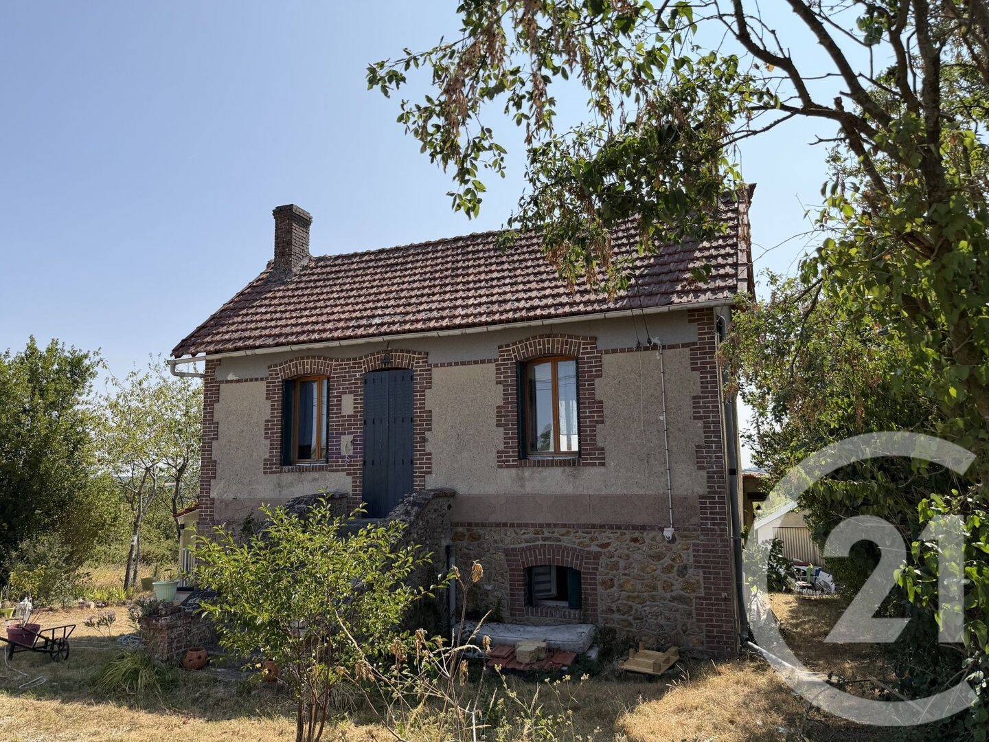 Maison 4 pièces 111 m² · à Saint-Hilaire-la-Gravelle · 110,5 m² · 123 000 €