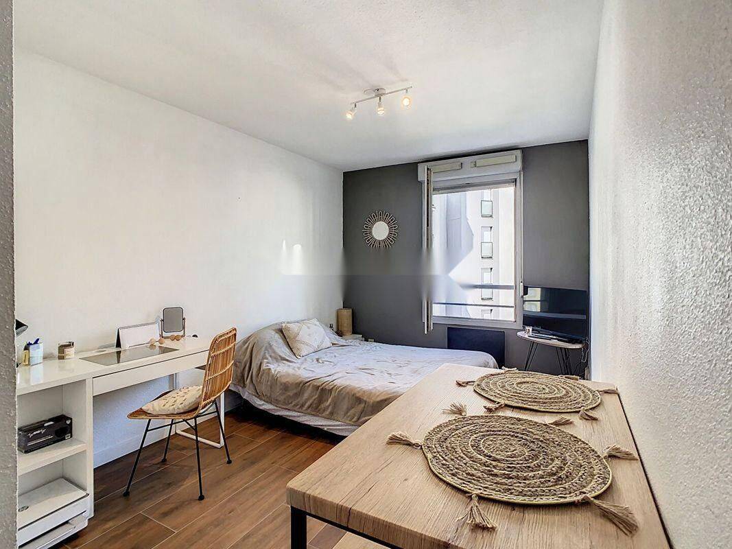 Appartement 1 pièce 18 m² · à Lyon 7ème Arrondissement · 18 m² · 620 €
