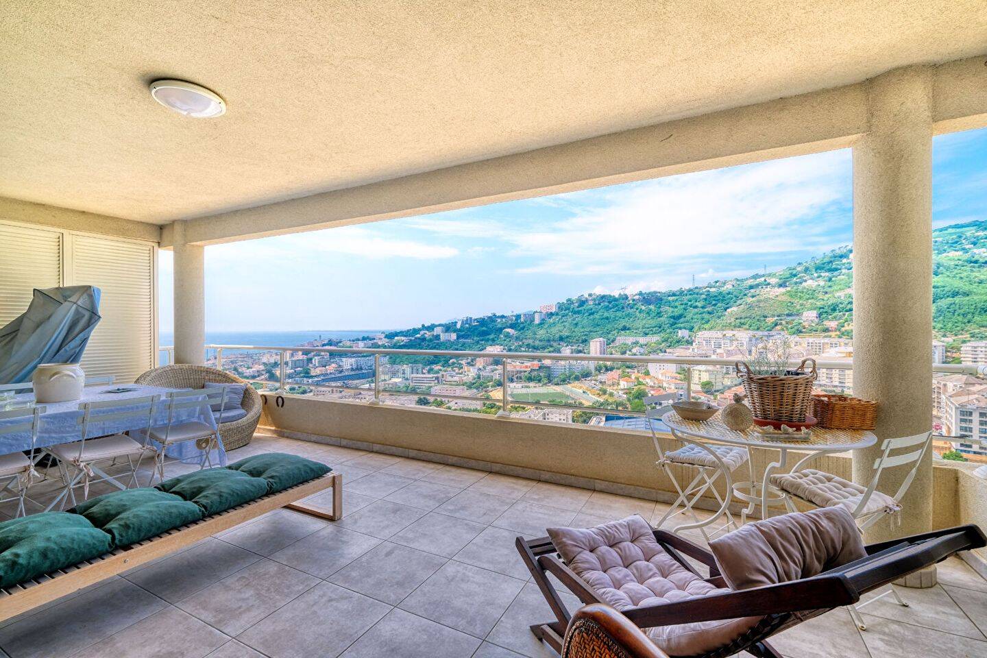 Appartement 4 pièces 102 m² · à Bastia · 102 m² · 425 000 €