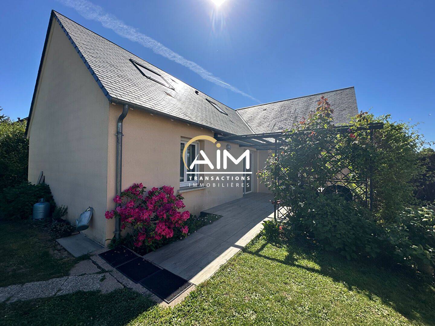 Maison 6 pièces 140 m² · à Parçay-Meslay · 140 m² · 385 000 €