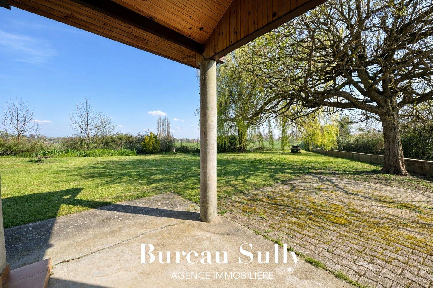 Maison 7 pièces 225 m² · à Chaponnay · 225 m² · 379 000 €