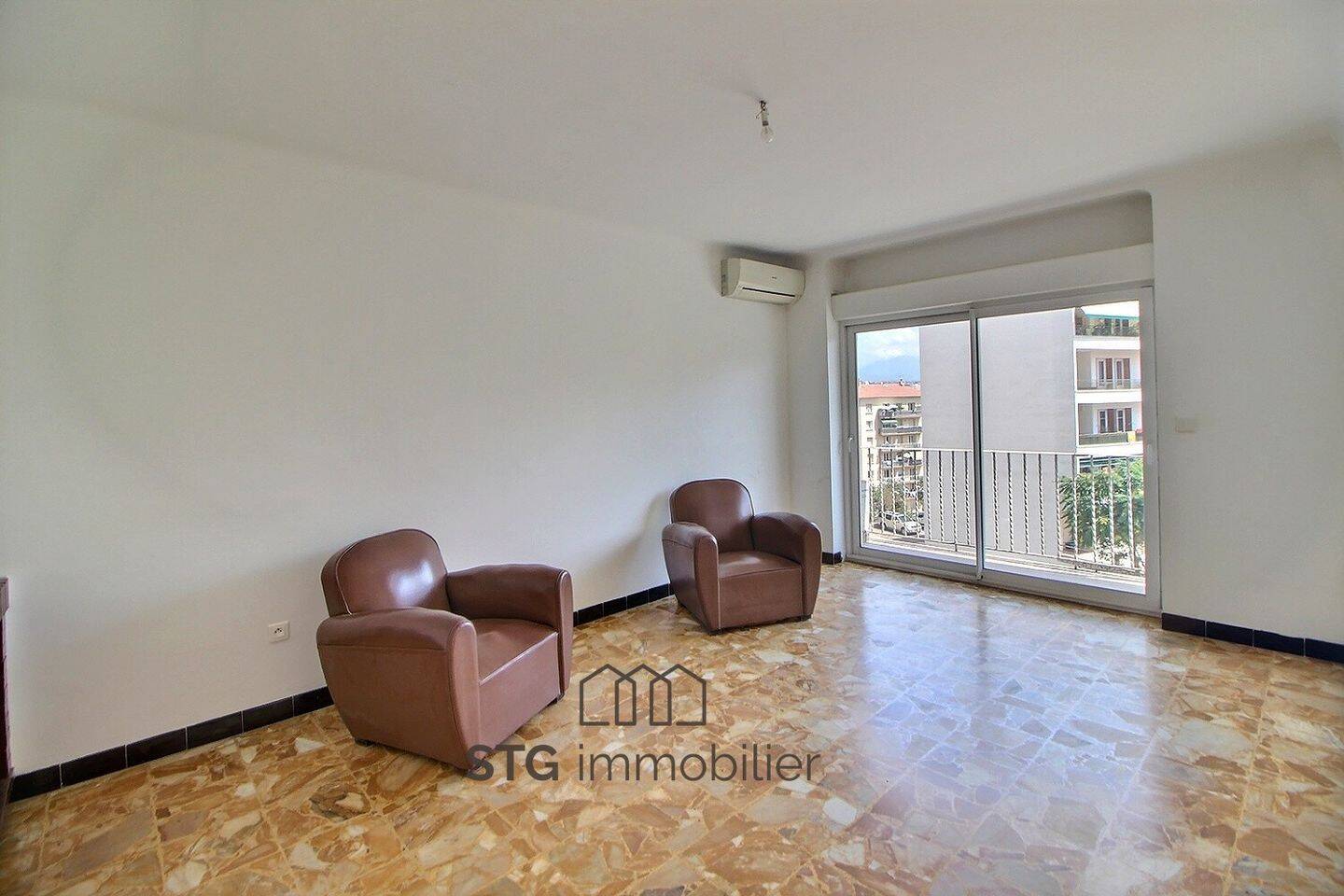 Appartement 3 pièces 71 m² · à Ajaccio · 70,8 m² · 189 000 €