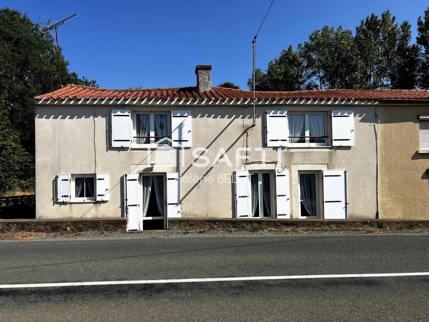 Maison 4 pièces 100 m² · à Chantonnay · 100 m² · 69 000 €